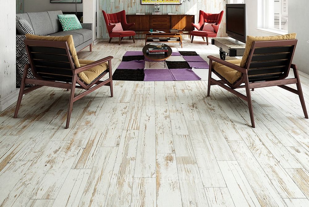 Плитка под дерево: тёплый дизайн и прочность керамики