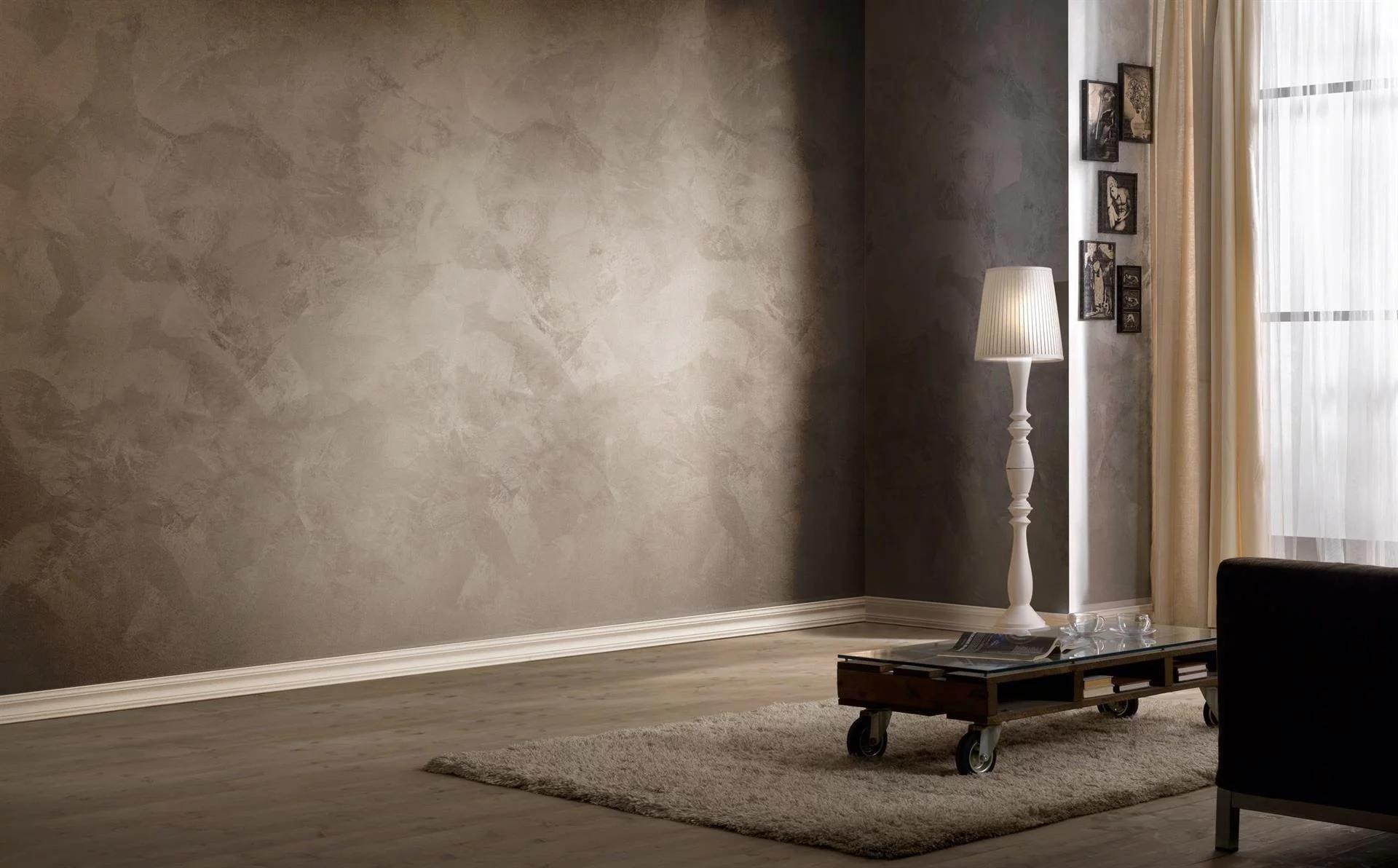 Как оформить стены шелковистой декоративной краской: техника, свойства, применение