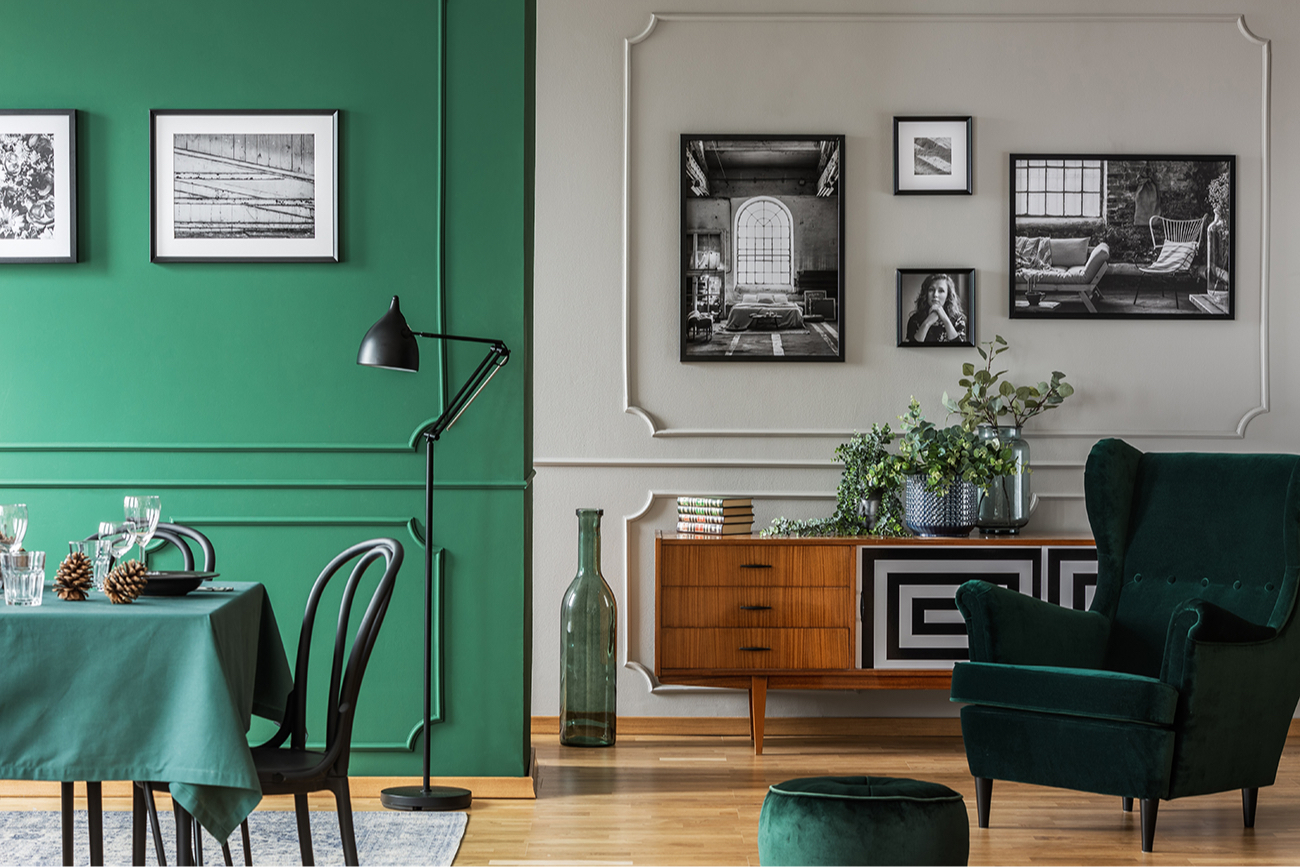 Декоративные молдинги для зонирования стен в квартире