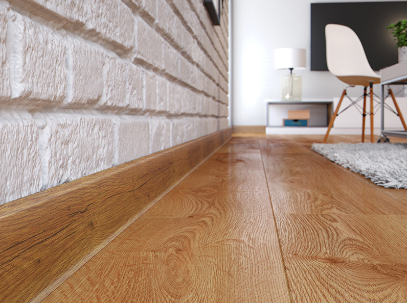 Плинтусы из массива дерева для классического интерьера: особенности и варианты отделки пола