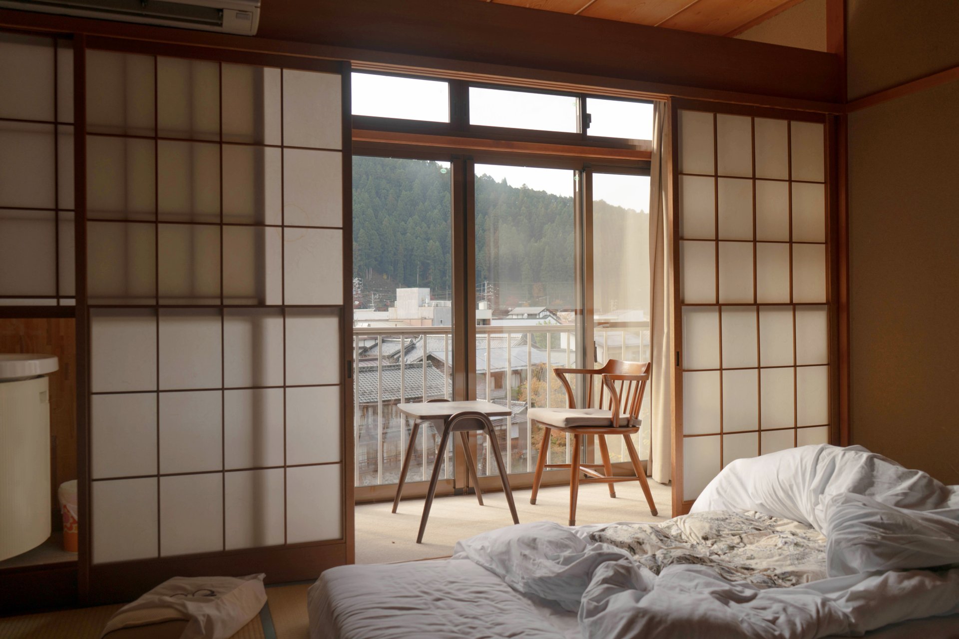 Как оформить стены в японском стиле: идеи для интерьеров в духе дзен