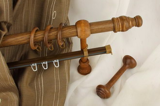 Карнизы из натурального дерева для классического декора