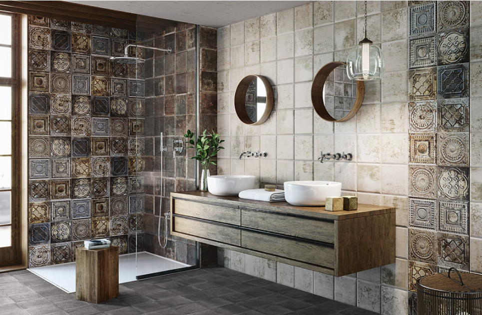 Как использовать плитку в стиле пэчворк для стен: оформление с акцентом на орнамент и цвет