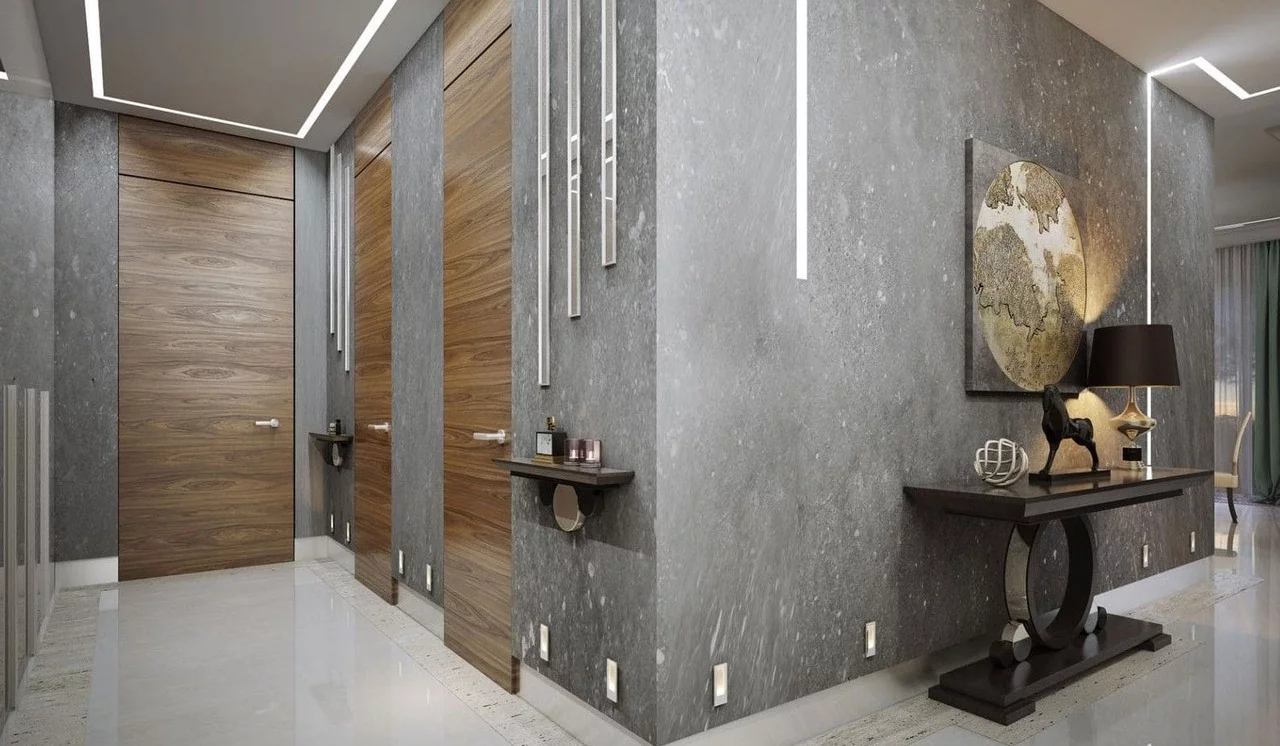 Декоративная штукатурка с глянцевым эффектом для прихожей