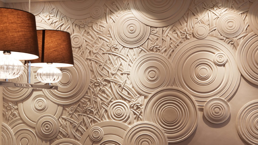 Как создать стены с эффектом наплыва гипса: рельеф, свойства, применение