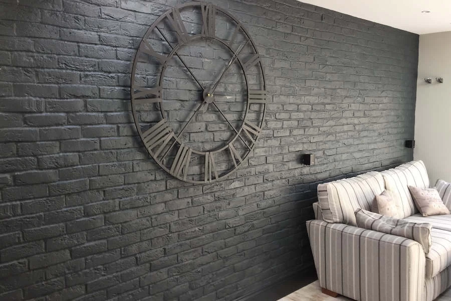 Как создать стену с имитацией кирпичной кладки