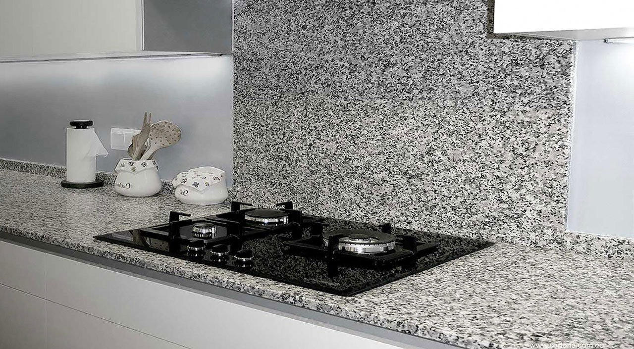 Плитка с эффектом мраморной крошки: современный подход к классике