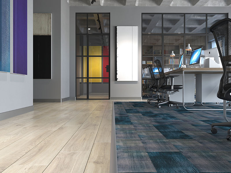 Монтаж алюминиевых плинтусов для современных интерьеров