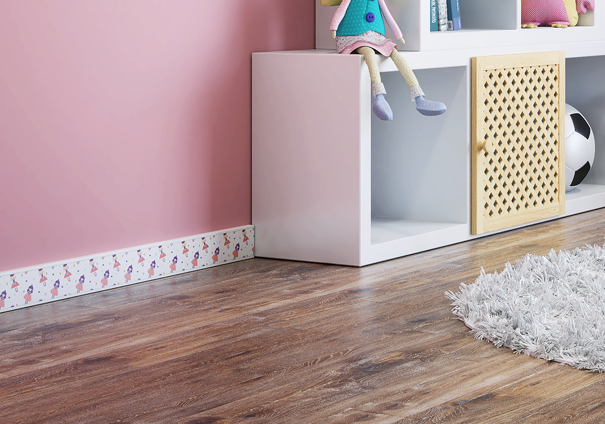 Укладка плинтусов с мягким краем для детских комнат: безопасное и практичное решение