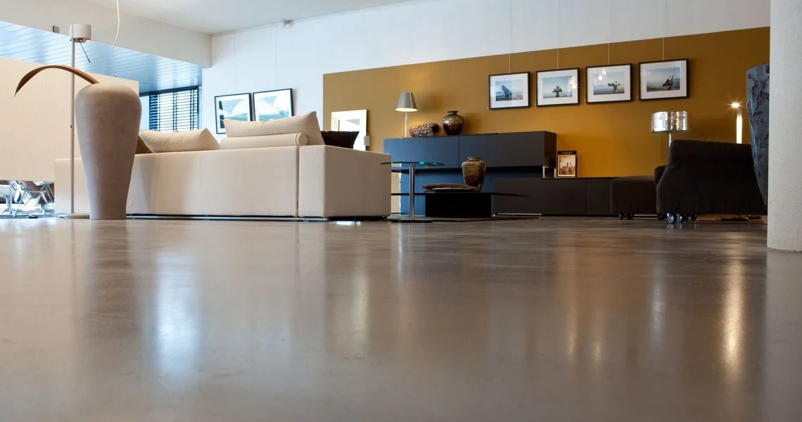 Эпоксидный наливной пол с металлическим эффектом