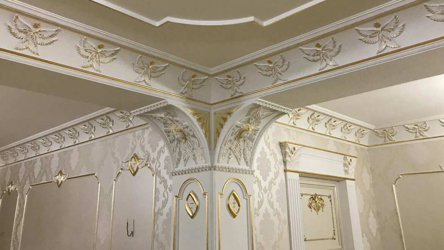 Как украсить стены декоративной лепниной