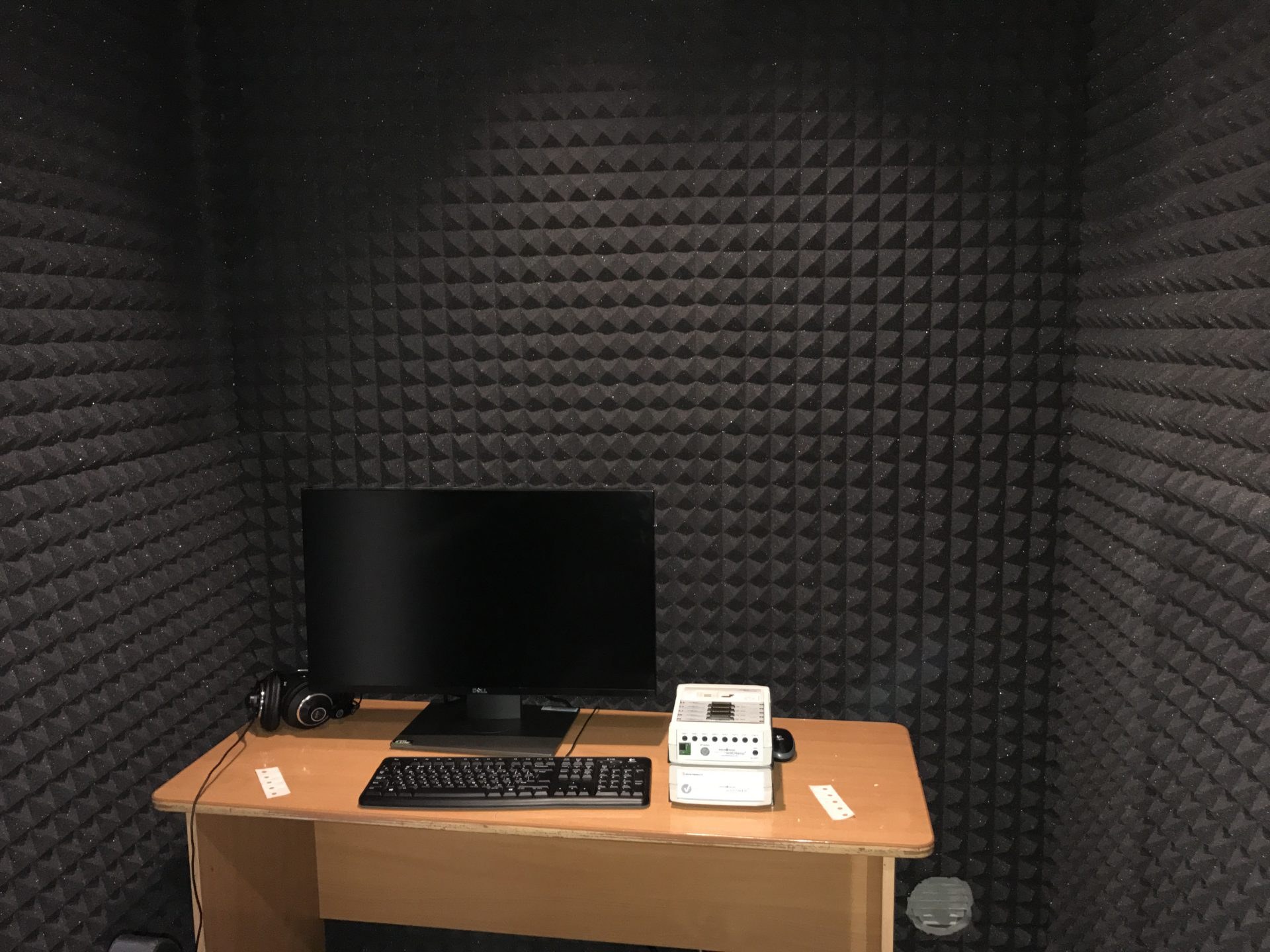 Акустика и тишина в кабинете: шумоизоляция и современные решения