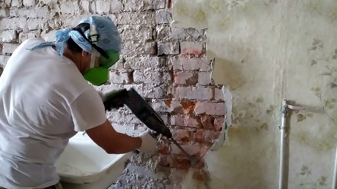 Как убрать старую штукатурку: ручной и механический способ
