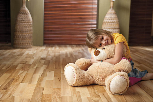 Пол в детской: тёплый, безопасный и нескользкий вариант для каждого возраста