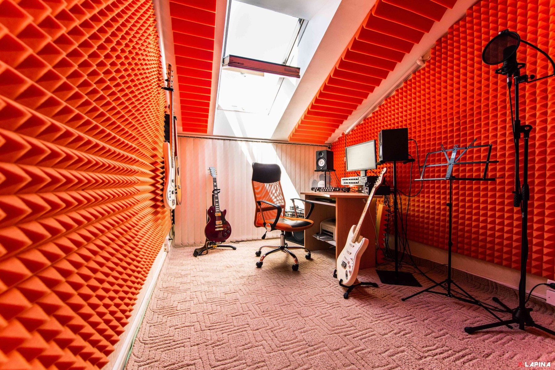 Акустика и тишина в кабинете: шумоизоляция и современные решения